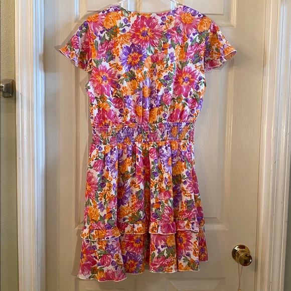 PRETTYGARDEN Floral Multicolored V-Neck Peep Hole Dress - Picture 9 of 12